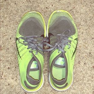 NIKE FREE 4.0 FLYKNIT